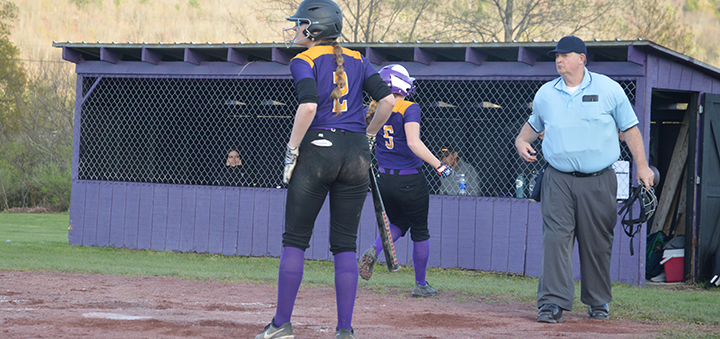 SOFTBALL: UV takes a late victory over Sidney